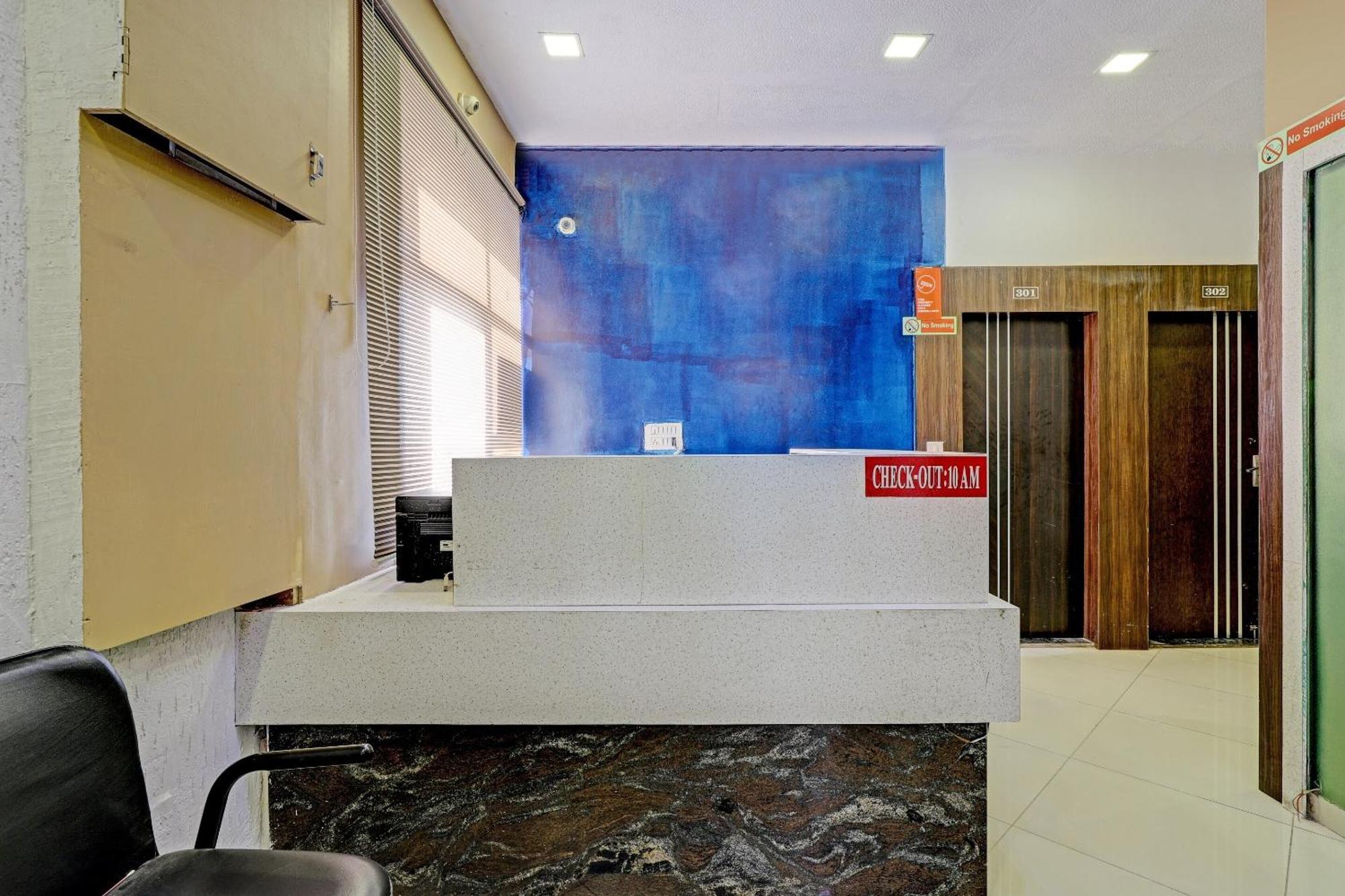 Oyo 11649 Hotel Mahima กันตินาการ์ ภายนอก รูปภาพ