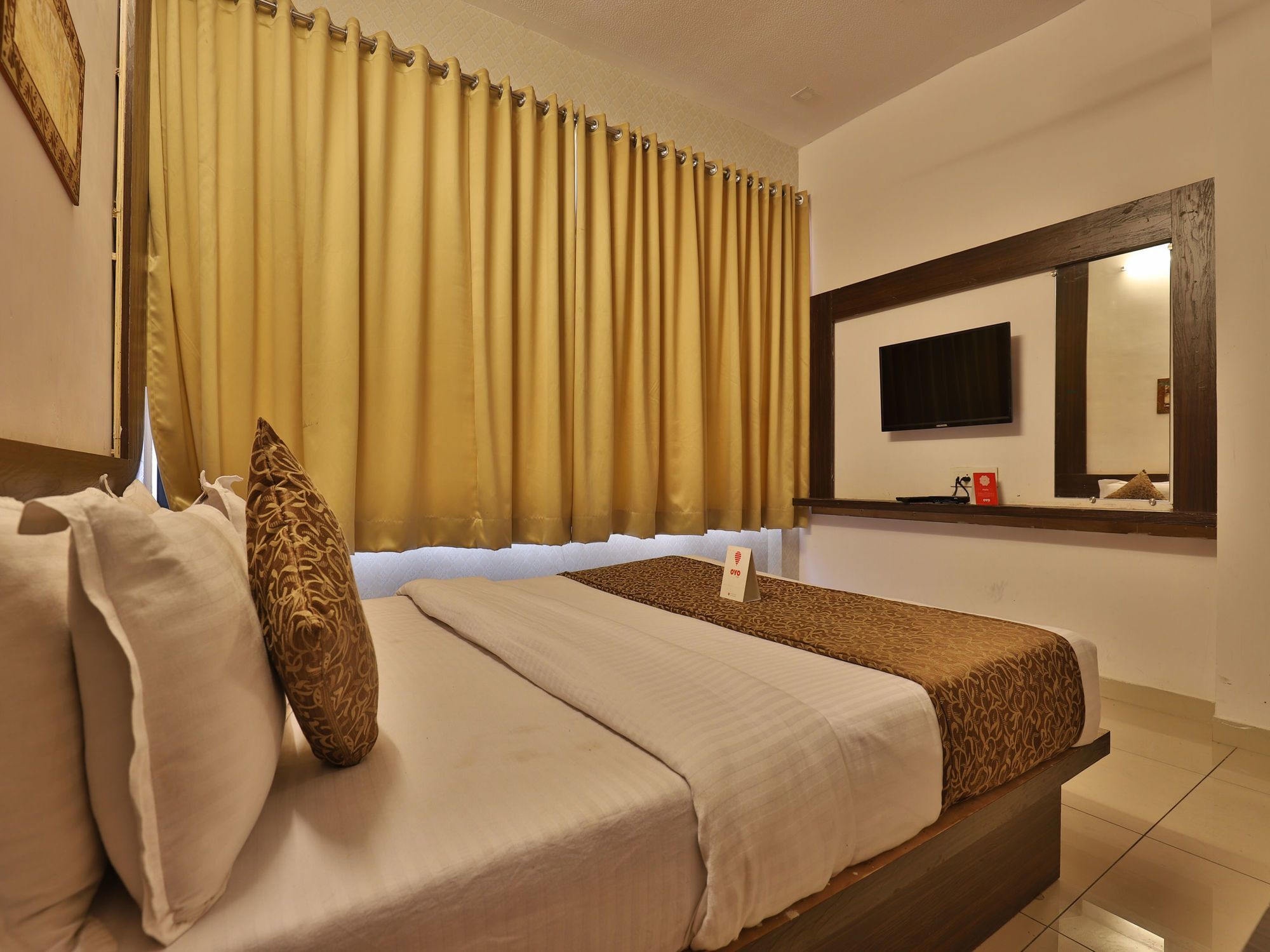 Oyo 11649 Hotel Mahima กันตินาการ์ ภายนอก รูปภาพ